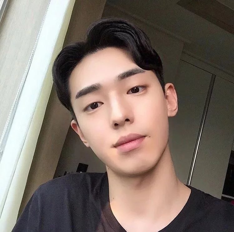 郑秋璧平