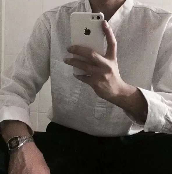 韦妍纪芝