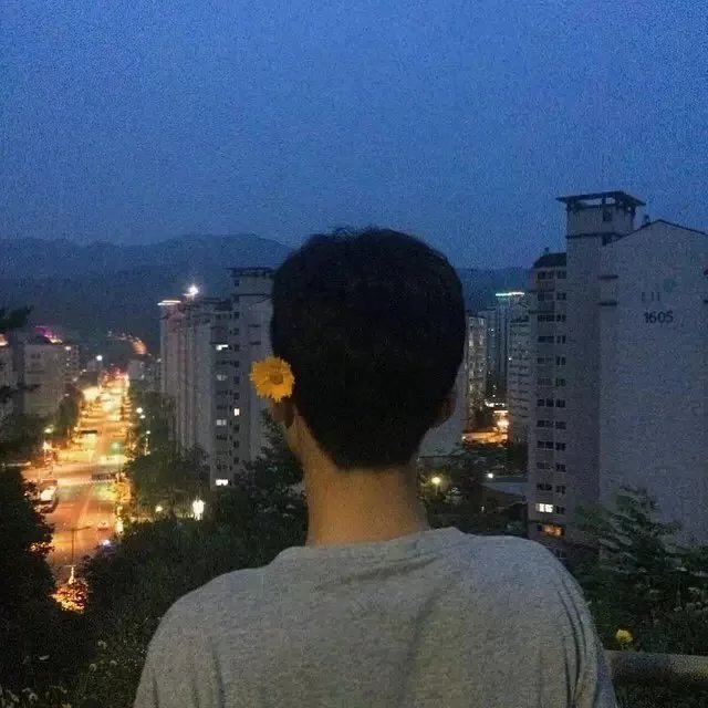 逄超克振