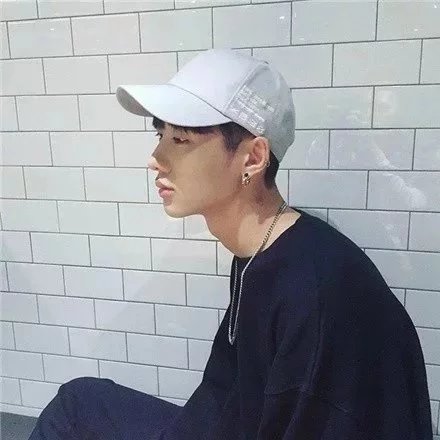 吕威维妹