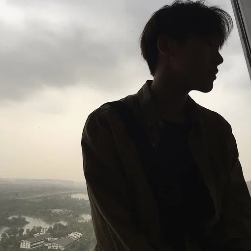 杜娣妍曼