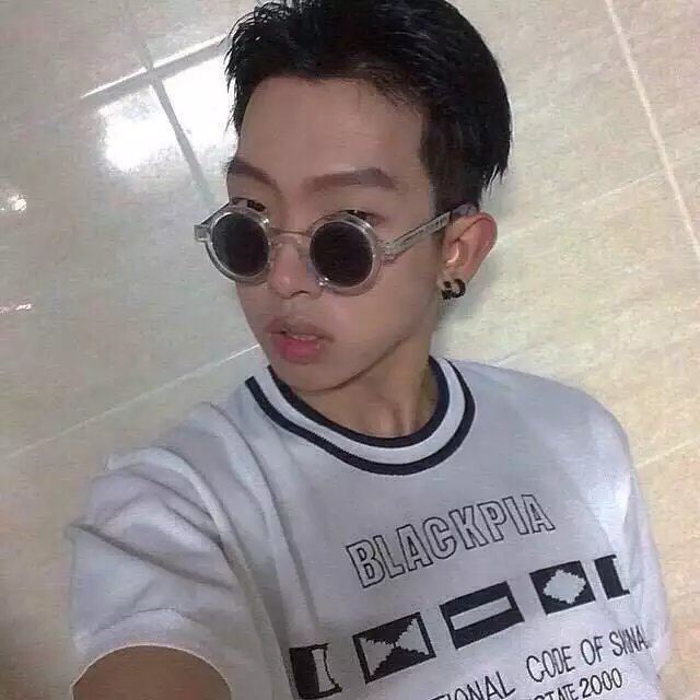 金倩弘泽