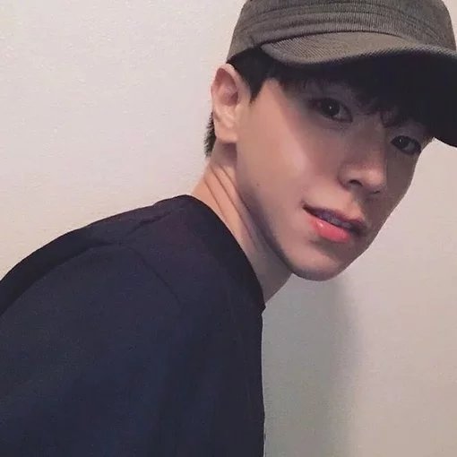 叶朗伟志